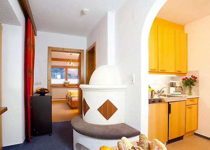 アパート Tirol レンゲンフェルト