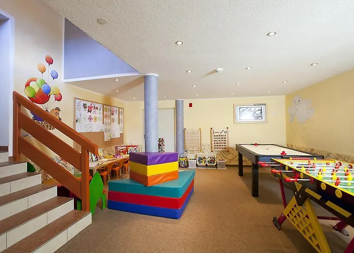 アパート Tirol *